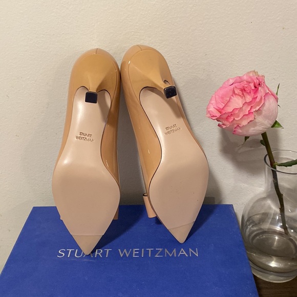 Stuart Weitzman low heel - Picture 4 of 4